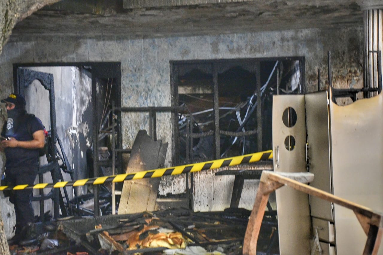 La casa quedó completamente destruida por las llamas